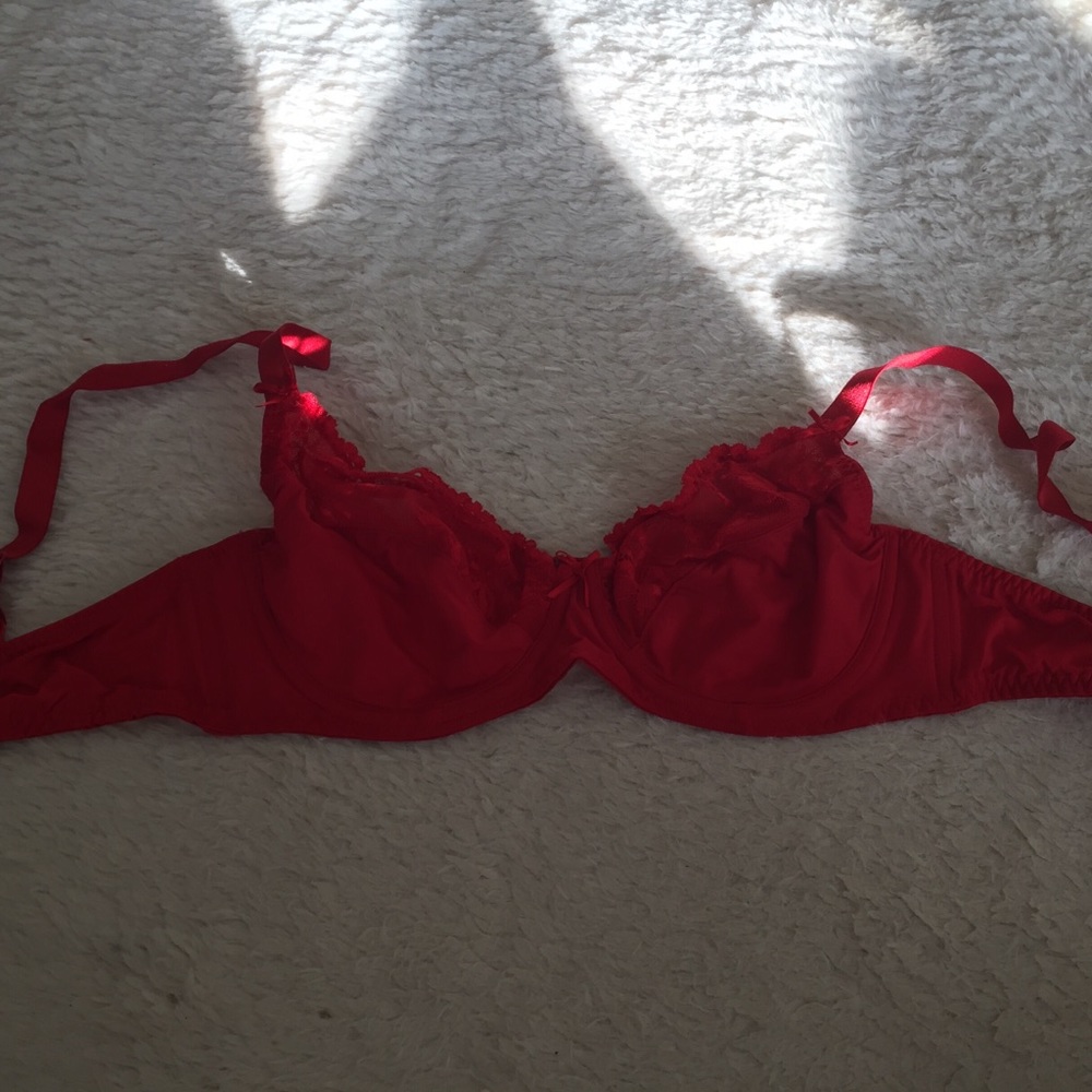 Red Lacy Bra ❤️